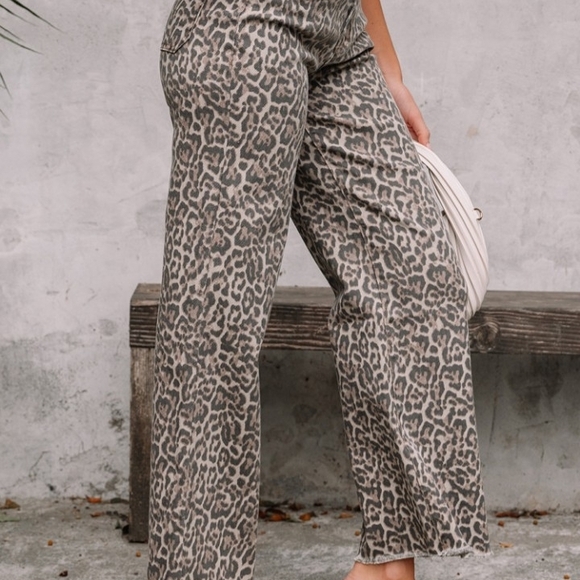 Neutral Leopard-Print Wide Leg Pants - Picture 3 of 13